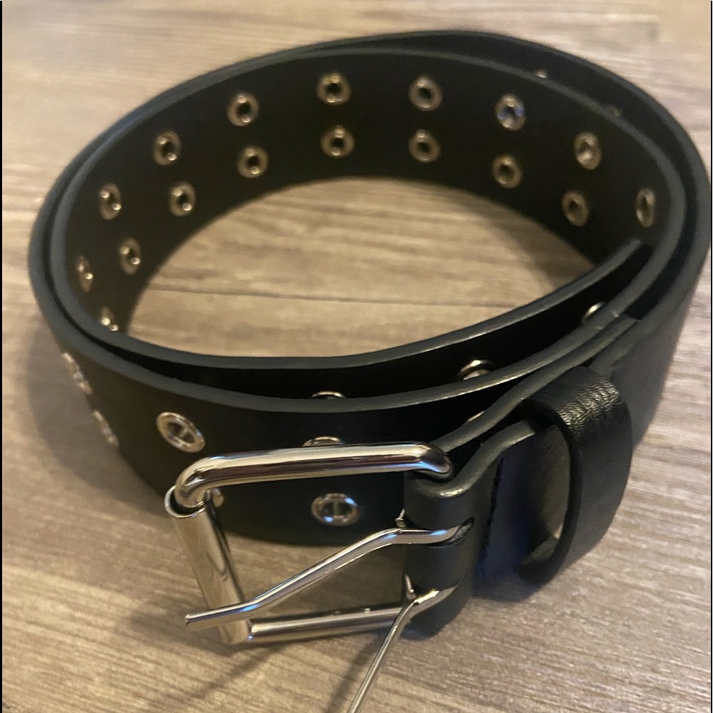 Like new Brandy Melville Ladies Belt